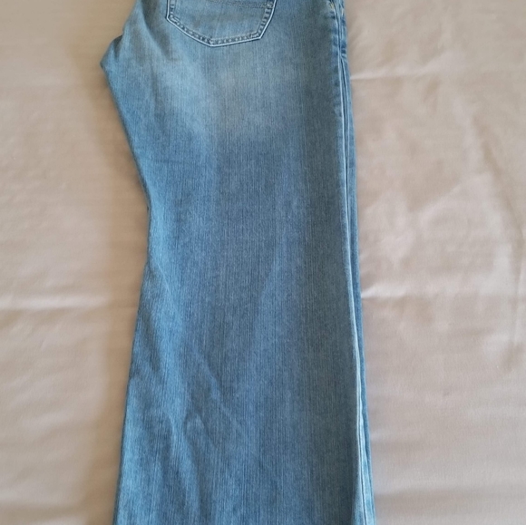 Jeans - Picture 5 of 5